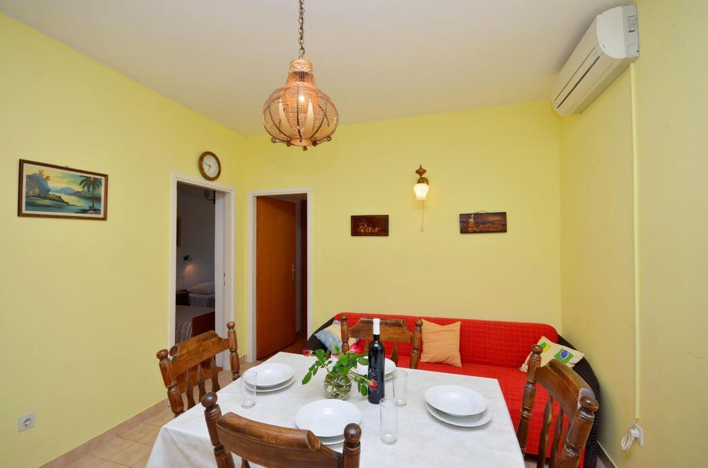 Apartments Secret Garden Vodice Exterior photo